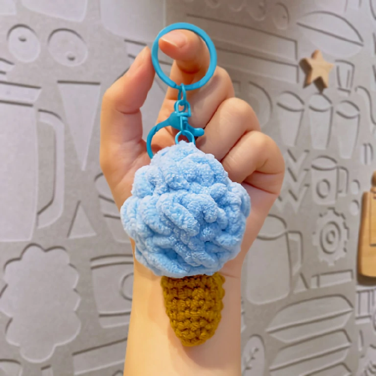 Scoop of Happiness Keychain - Image 5